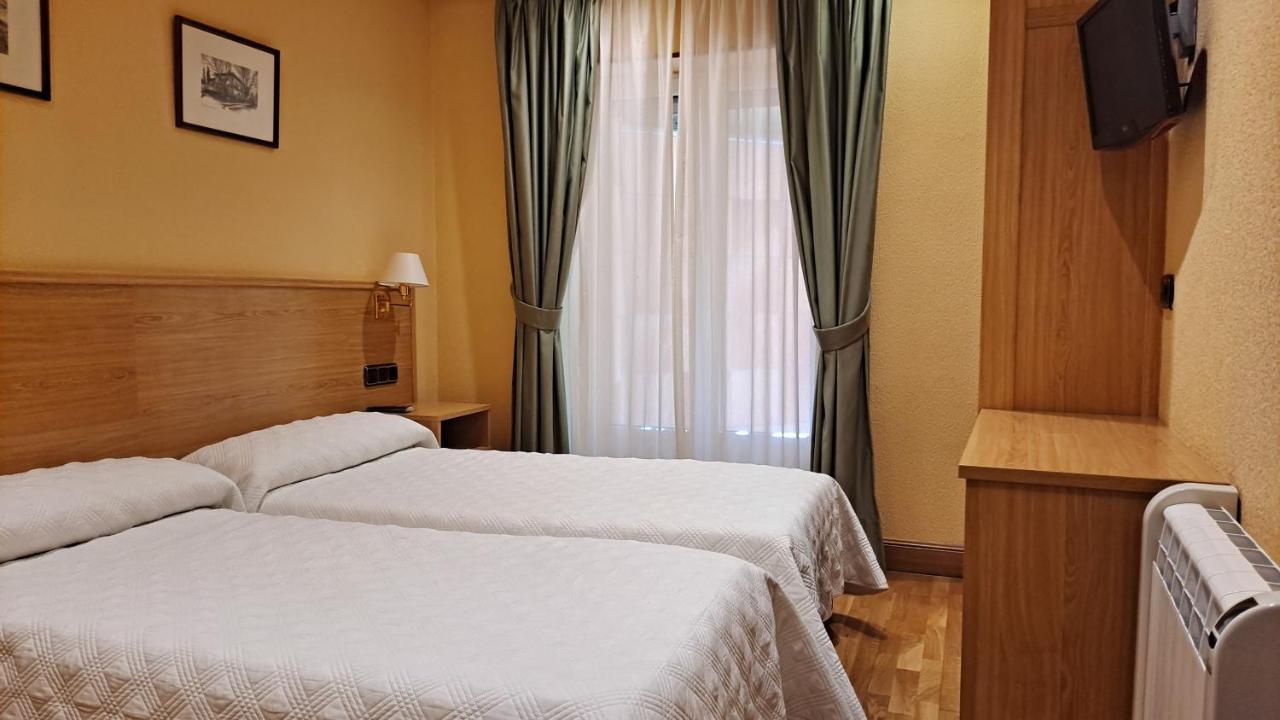 La Concha Guest house 2*