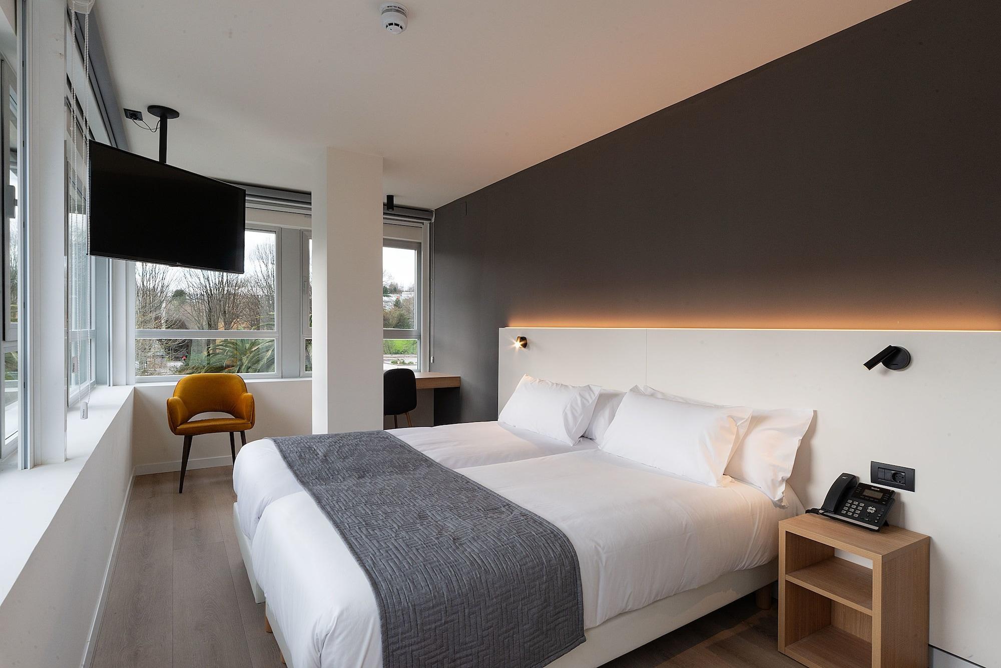 Hotel Oeste