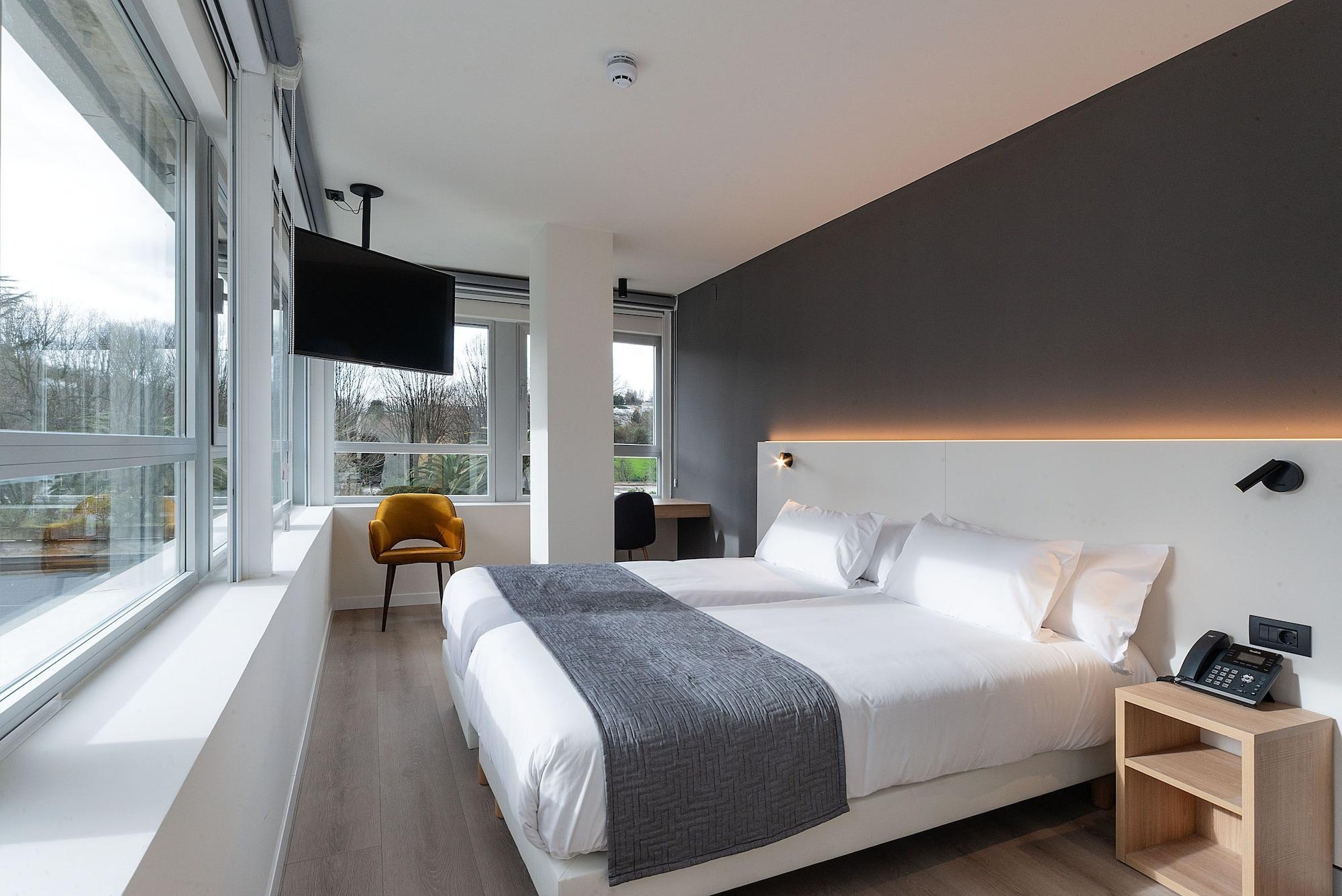 Oeste Hotel 2*