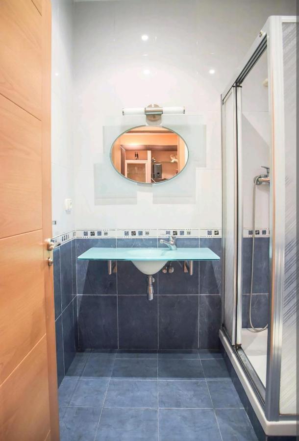Casa Naranja - Centrally Located, Spacious, Unique Apartment