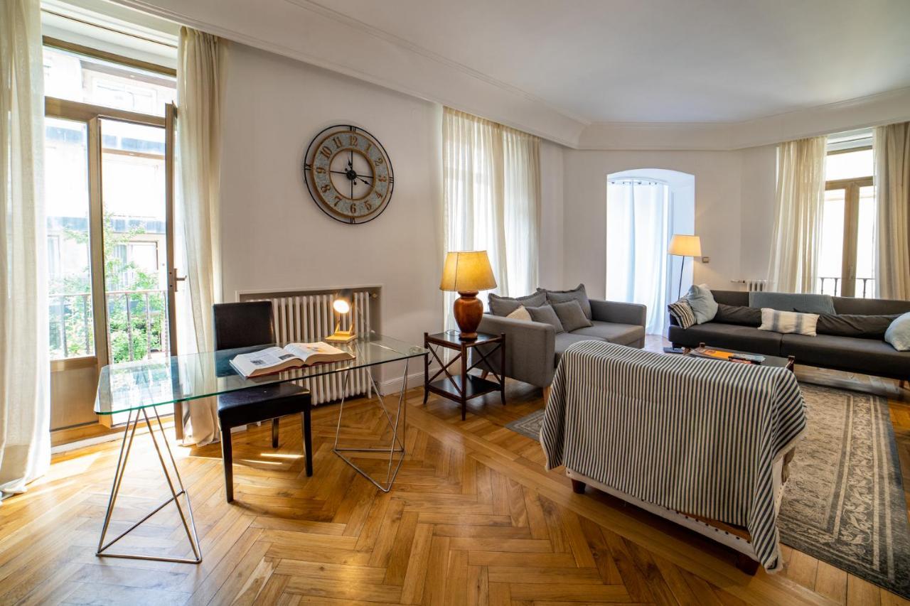 Apartment La Concha Cozy Balcony By Cisan San Sebastian
