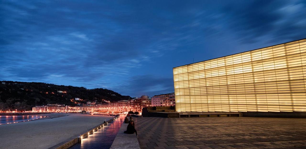 La Zurri Near Kursaal San Sebastian