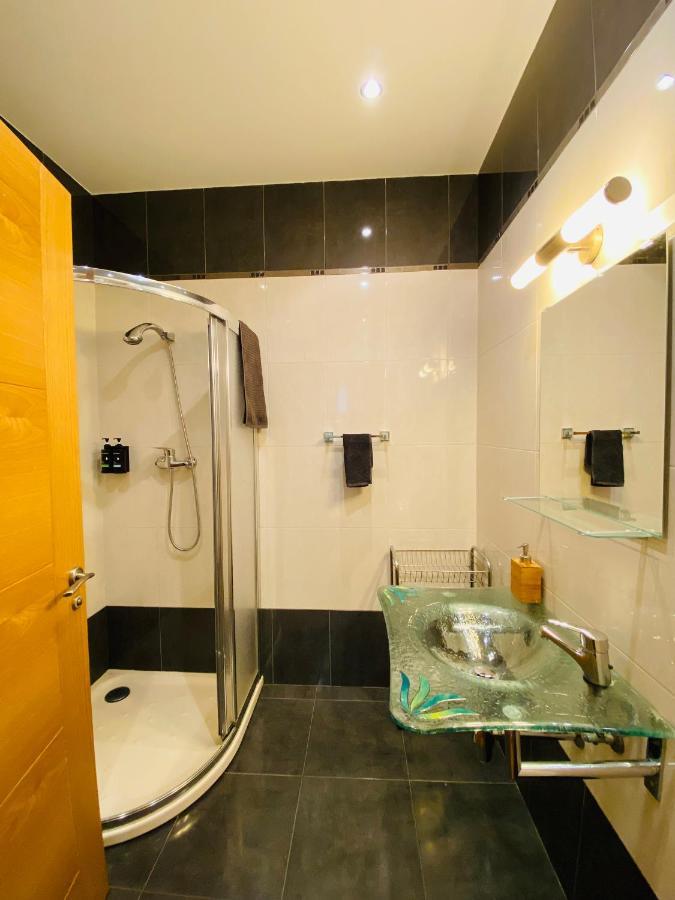 Casa Naranja - Centrally Located, Spacious, Unique Apartment