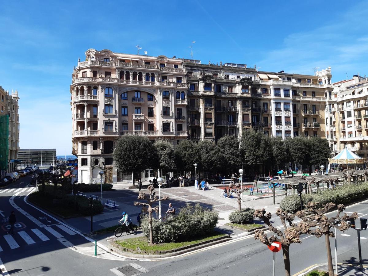 La Zurri Near Kursaal