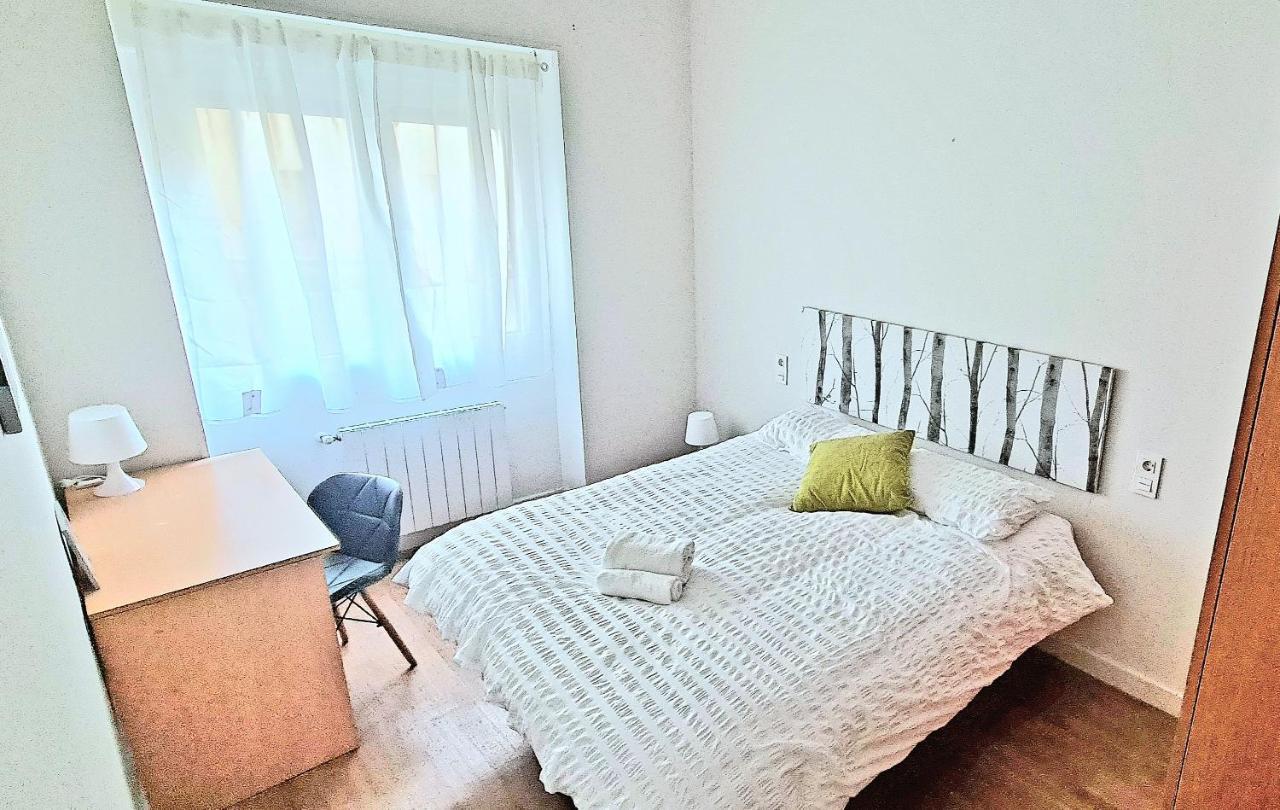 Privada A Pasos De La Playa Ondarreta Habitación en casa particular *