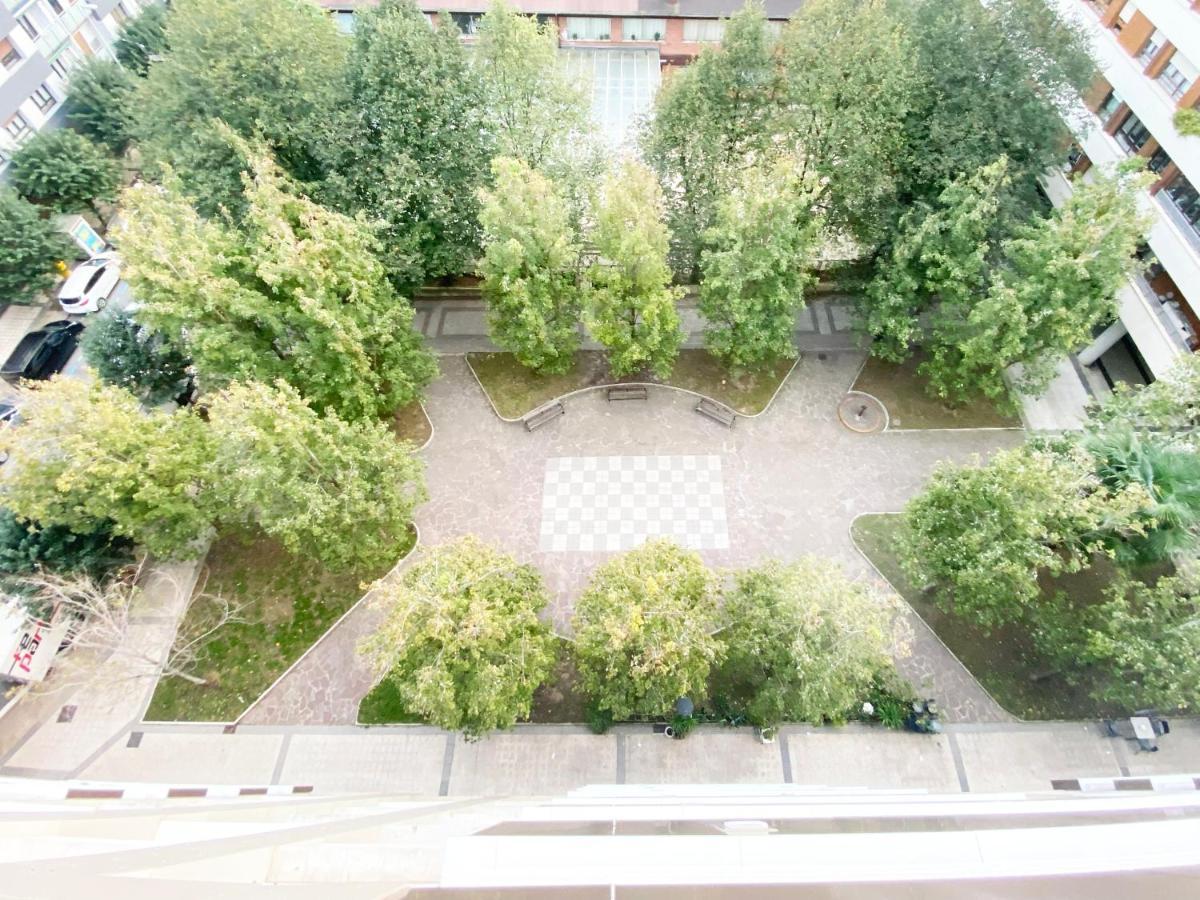 Apartamento Paradise Luxurious Apartment, Free Parking, 3 Double Rooms, 4 Beds, Terrace, Jacuzzi, New