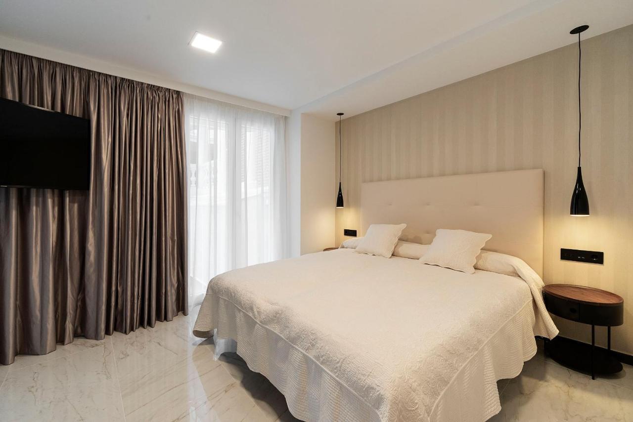 Crown Of La Concha Beach Appartement