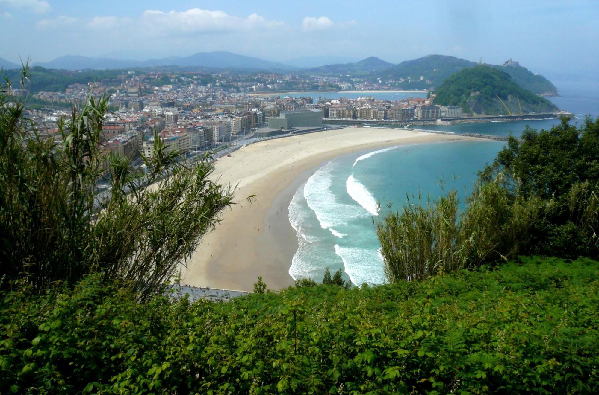 Zurriola Beach Brand New By Cisan San Sebastián
