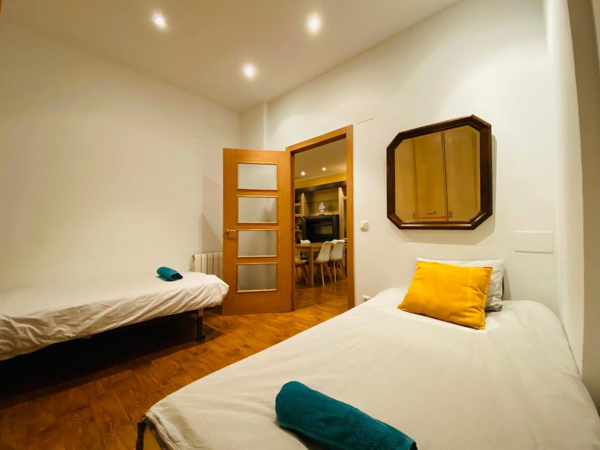 Casa Naranja - Centrally Located, Spacious, Unique *