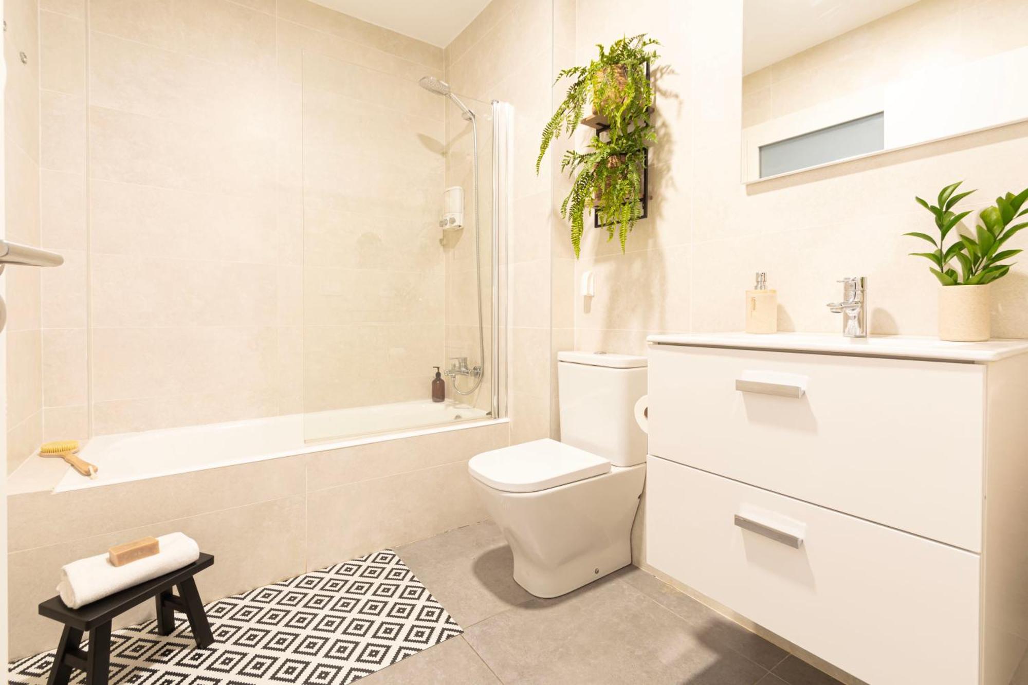Apartamento ☆centric Spacious⎮7 Balconies⎮brand New ⎮aircon ☆ *