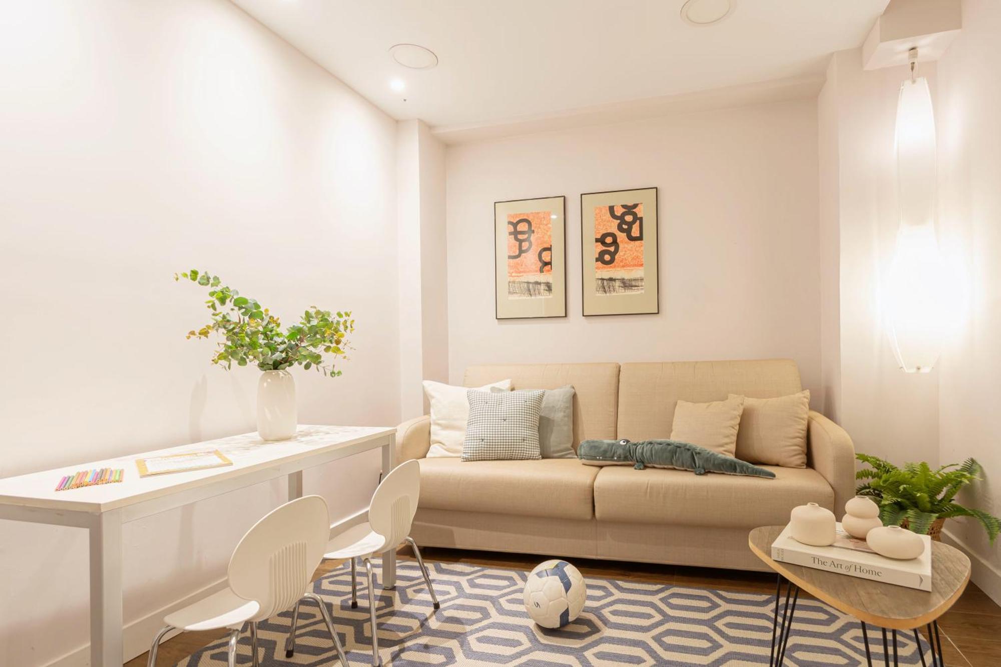 Heart Of San Sebastian⎮walk Score 99⎮3 Baths *