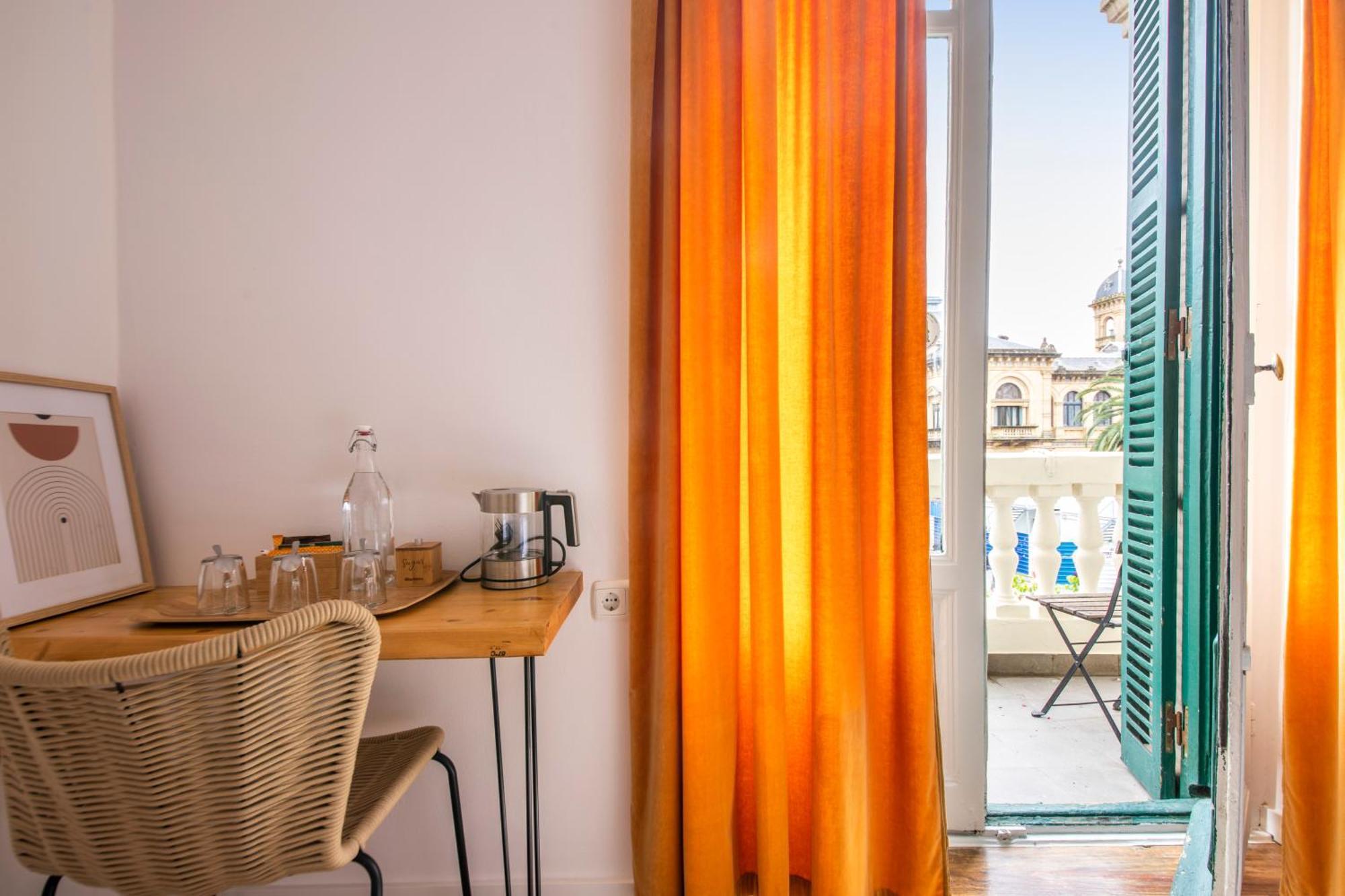 Belle époque Self-check-in - Adults-only