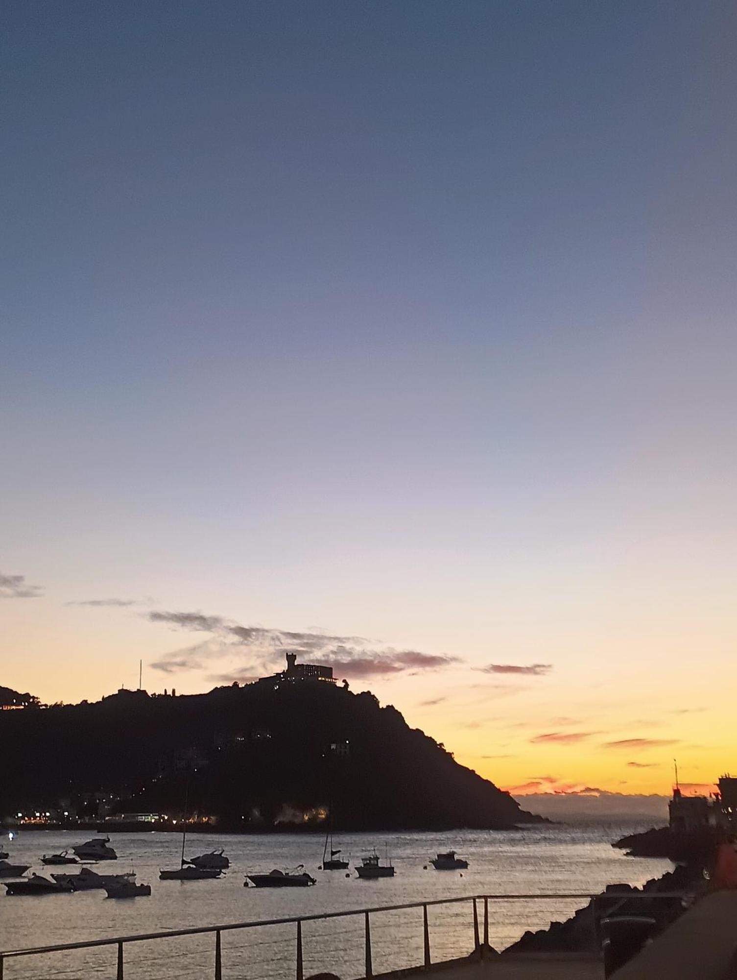 Con Vistas En El Puerto De Donostia * San Sebastian