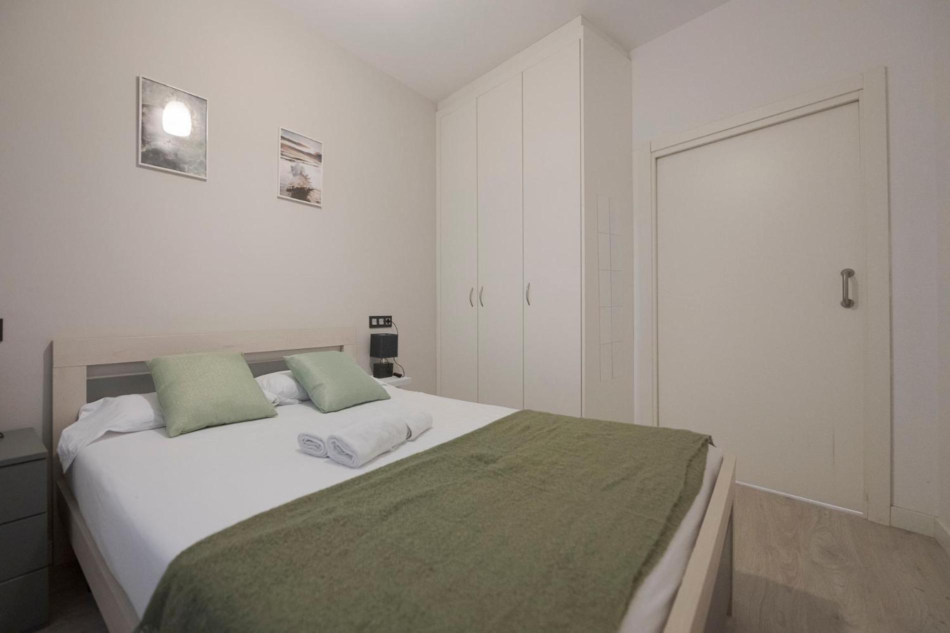 Apartamento Con Garaje Gratis En Gros, Donostia-san Sebastian