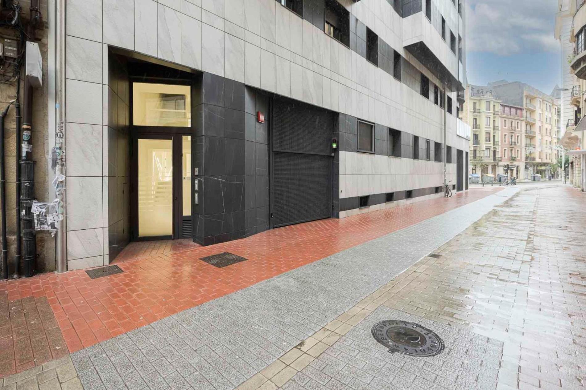 Apartamento Con Garaje Gratis En Gros, Donostia-san Sebastian *