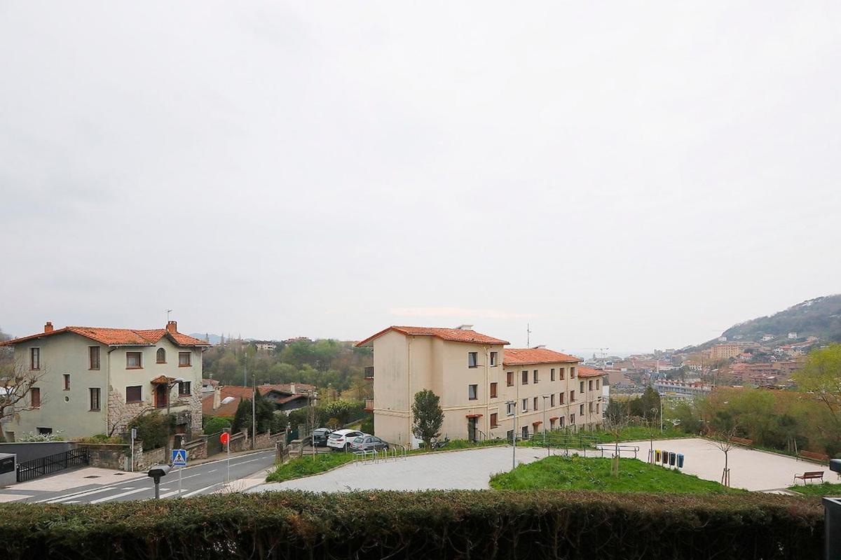 Bright 2 Bedrooms And 2 Bathrooms, Balcony And Views Apartamento *