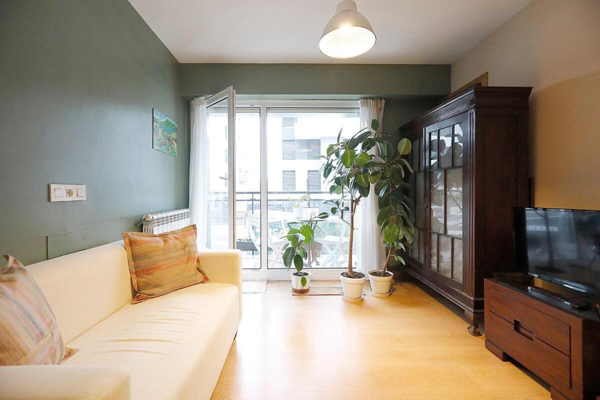 Bright 2 Bedrooms And 2 Bathrooms, Balcony And Views Apartamento *
