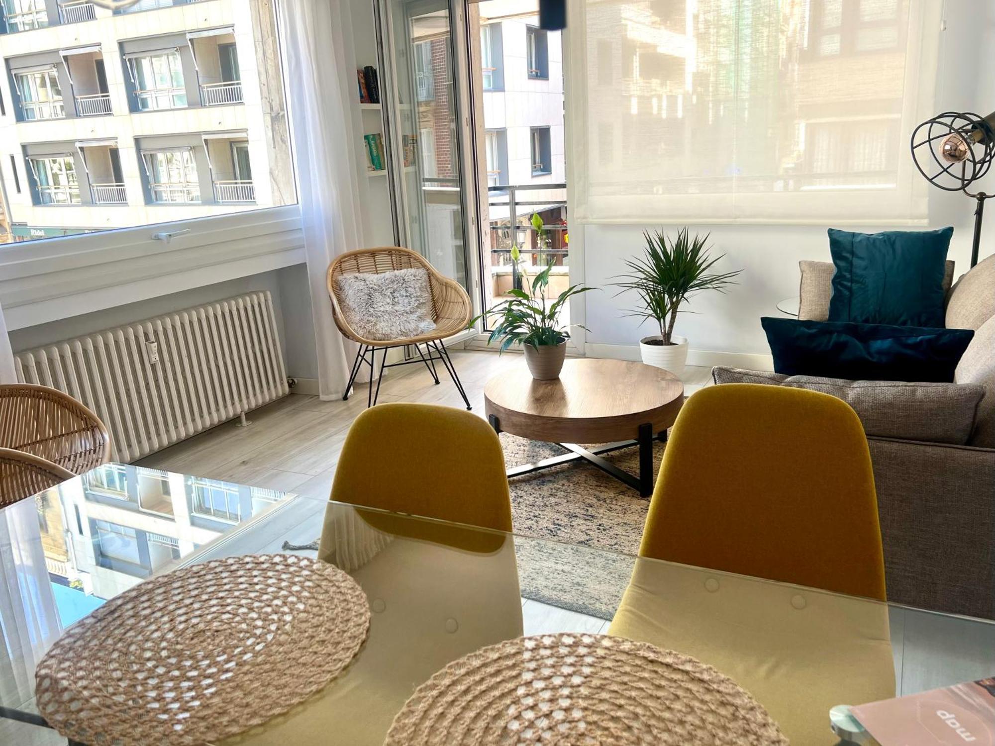 New Gorgeous - Beachfront - 3 Bd Appartement *