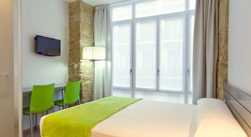 Hotel & Suites Arrizul Gros