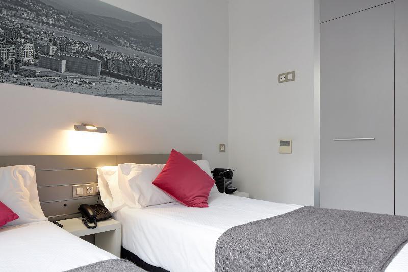 Hotel & Suites Arrizul Gros San Sebastian