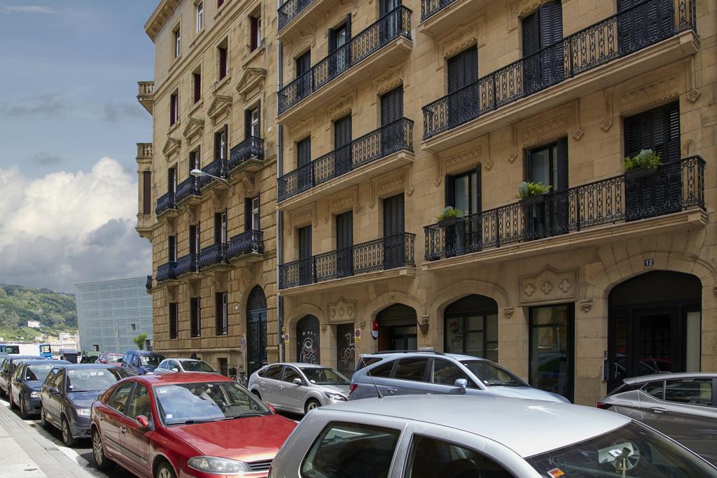Basque Terrace By Feelfree
