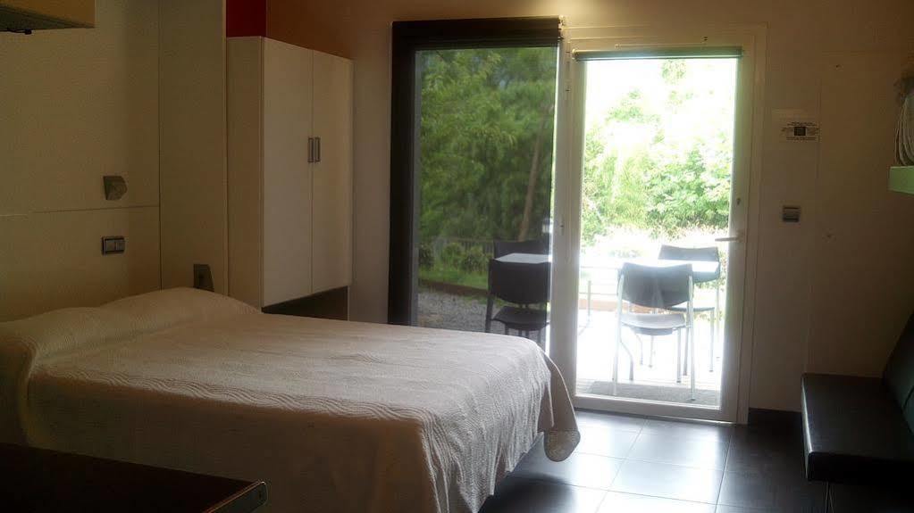 Hotel Juvenil Ulia *