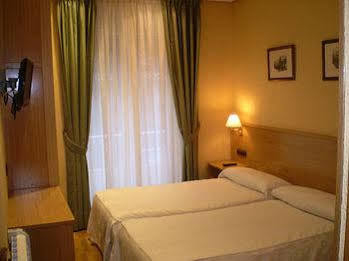 La Concha 2*