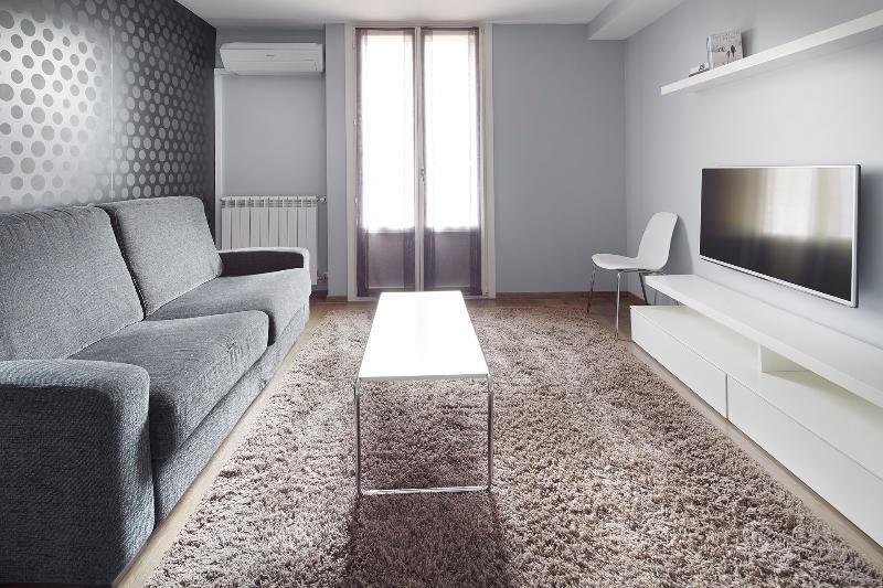 & Suites Arrizul Gros San Sebastian