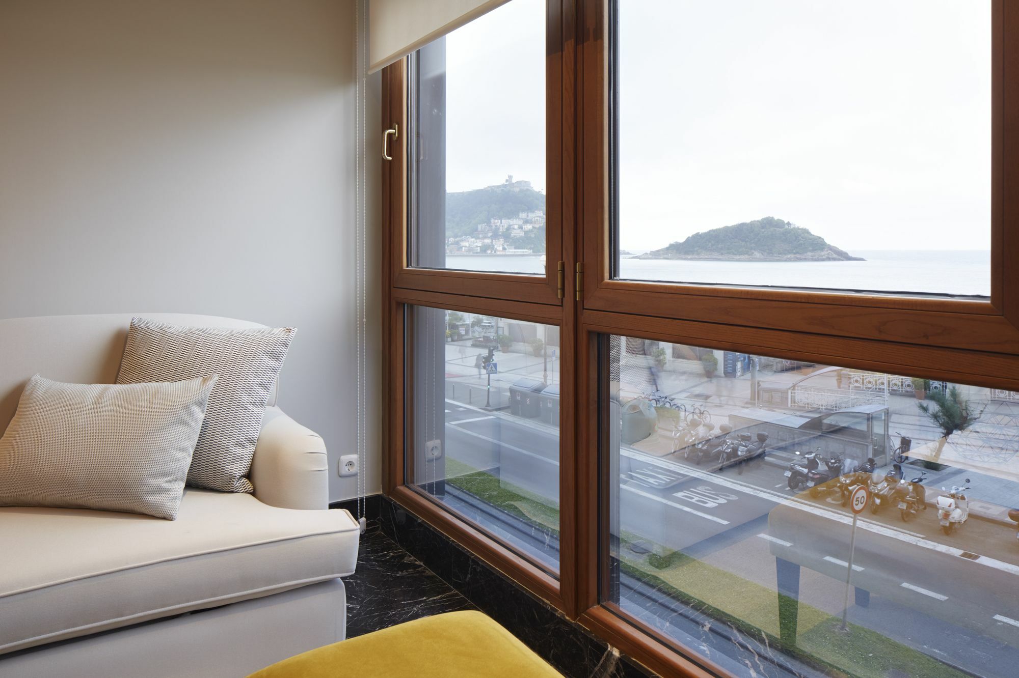 Apartment Playa De La Concha 5 By Feelfree