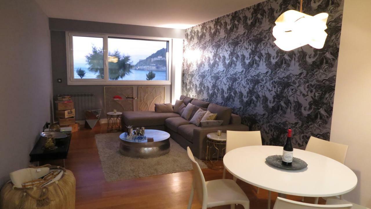 Apartment La Madame On La Concha Beach, Seaview *