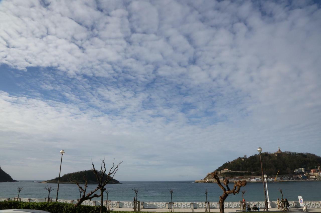 La Madame On La Concha Beach, Seaview San Sebastian