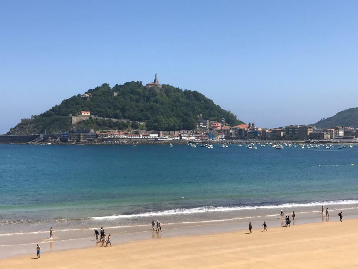 Apartment La Madame On La Concha Beach, Seaview *