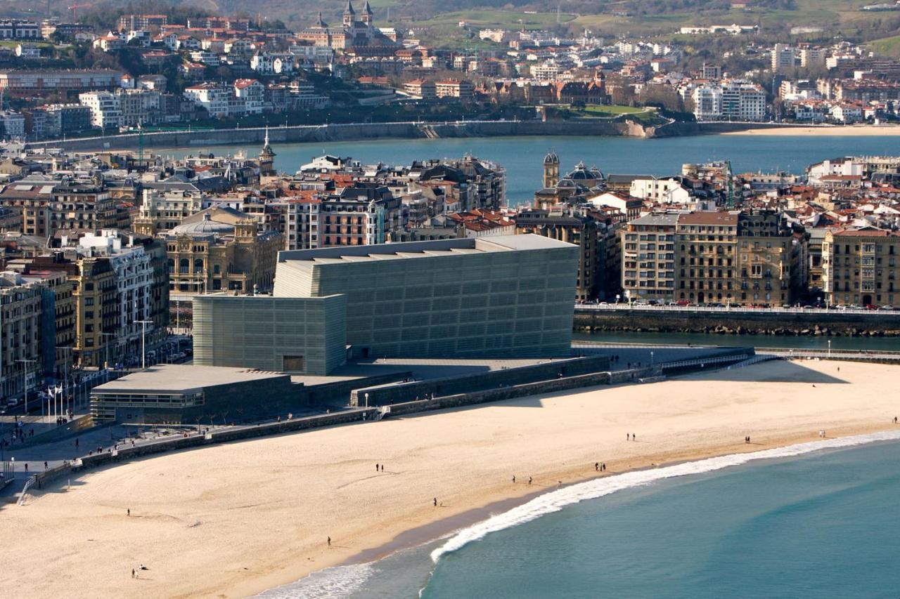 Always Easy I Sagues San Sebastian