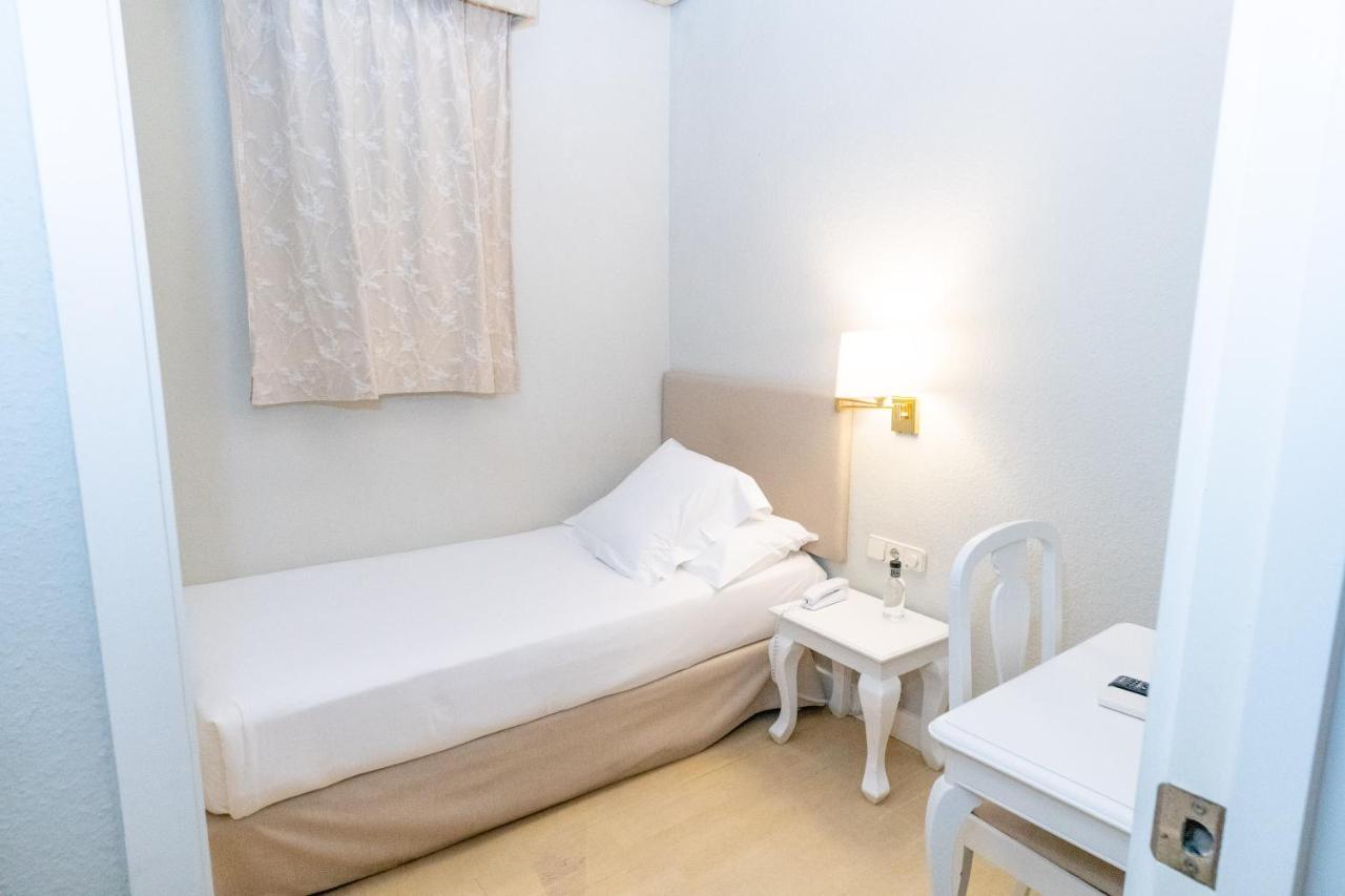 Hotel Niza 3*