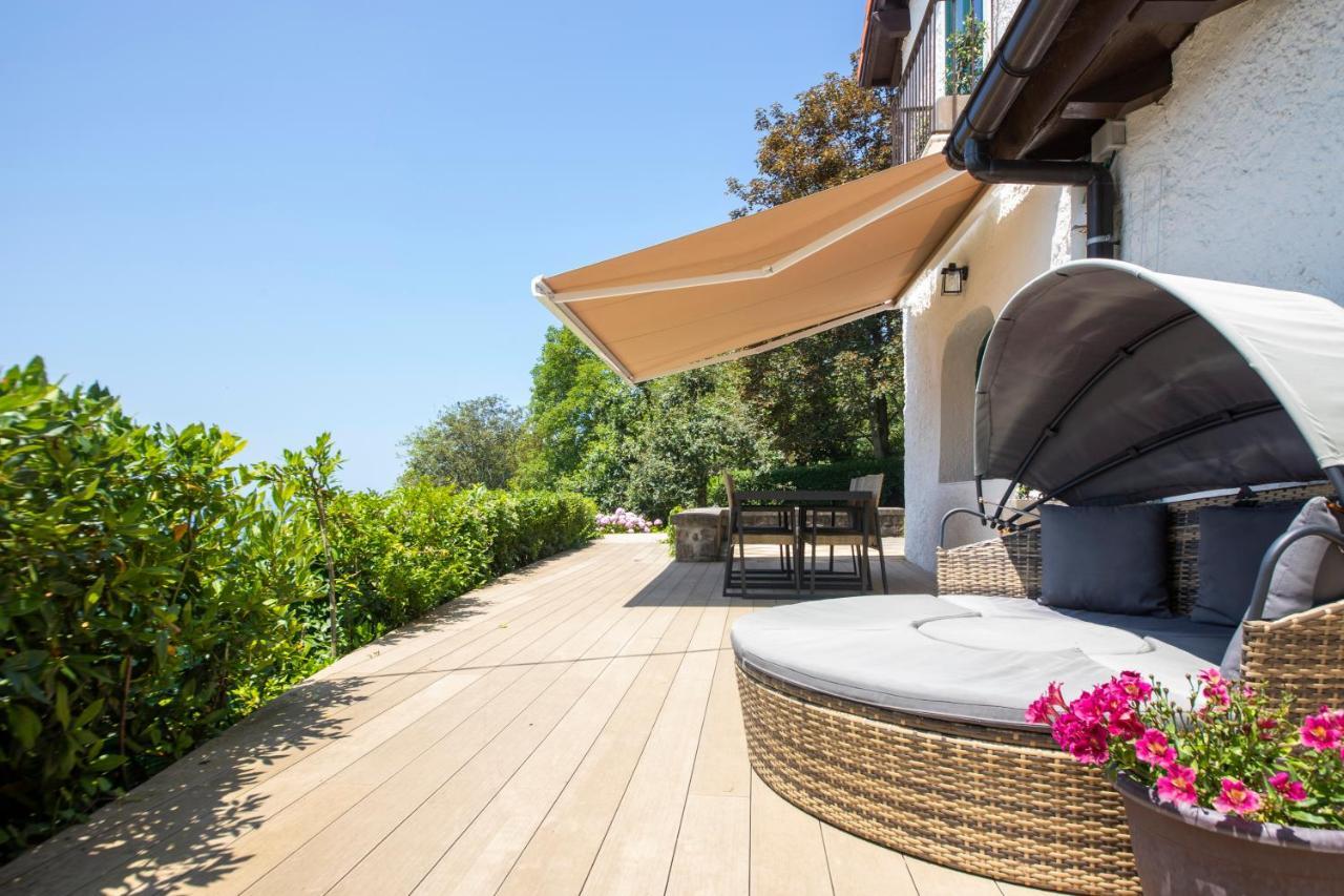 Villa Amazing Views Over In A Family *