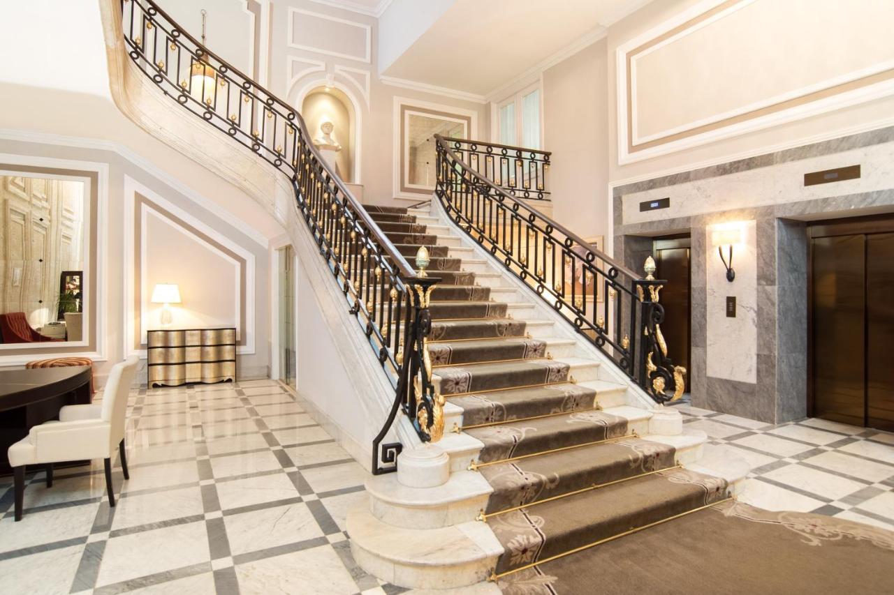 Maria Cristina, A Luxury Collection Hotel,