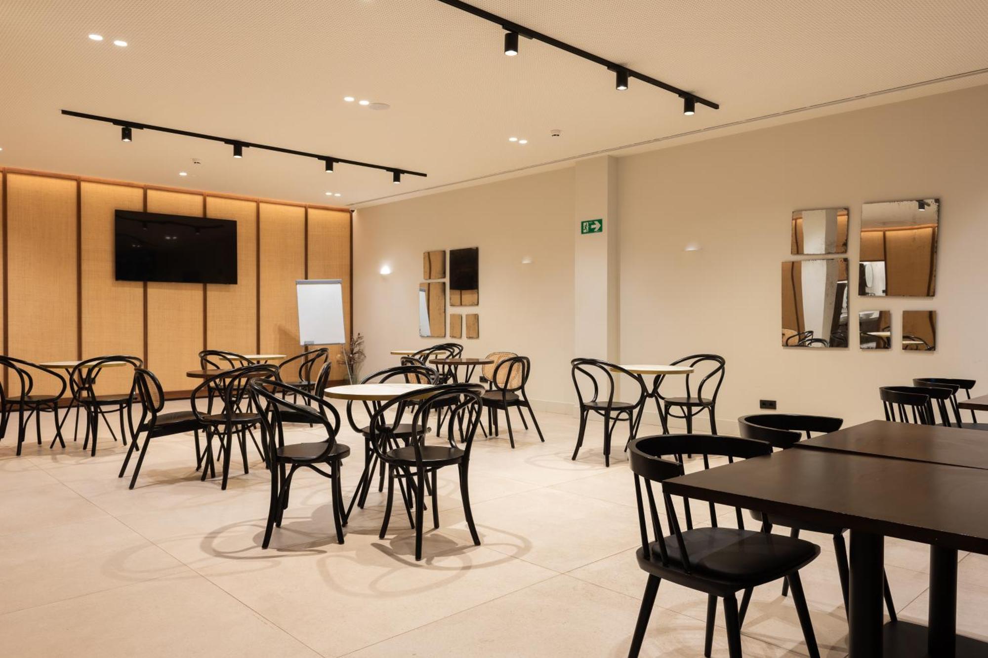 Hotel Leonardo 3*
