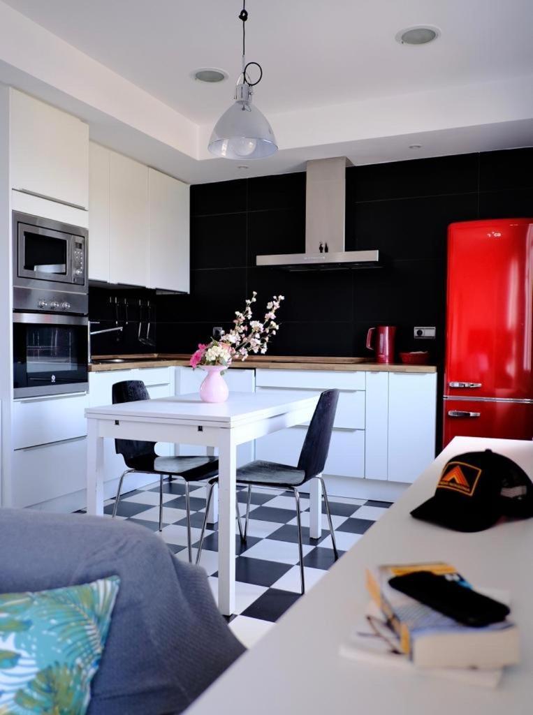 Brisasvtsansebastian In Zurriola Beach, Penthouse, Sea Views Apartment