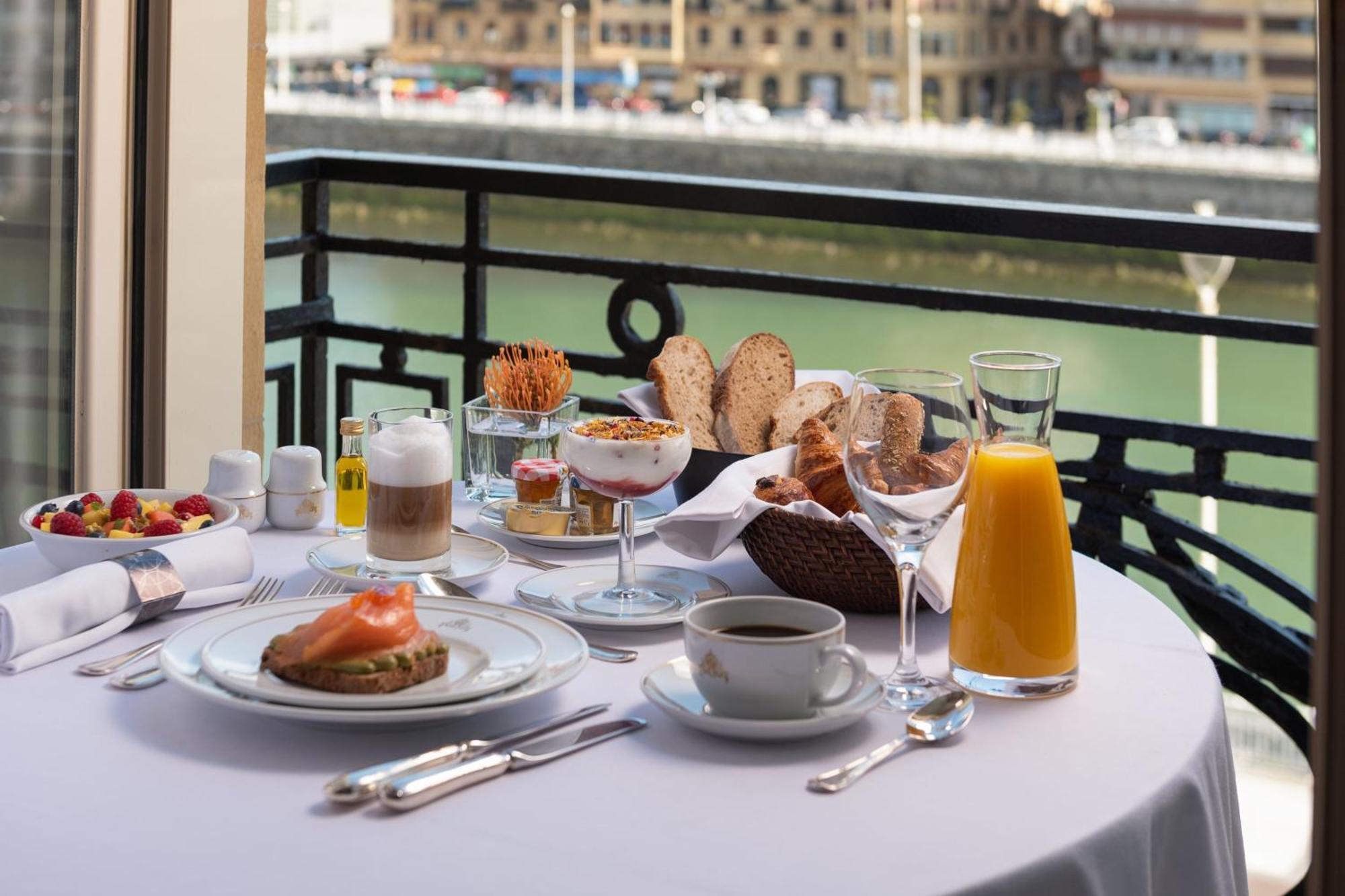 Hotel Maria Cristina, A Luxury Collection Hotel,