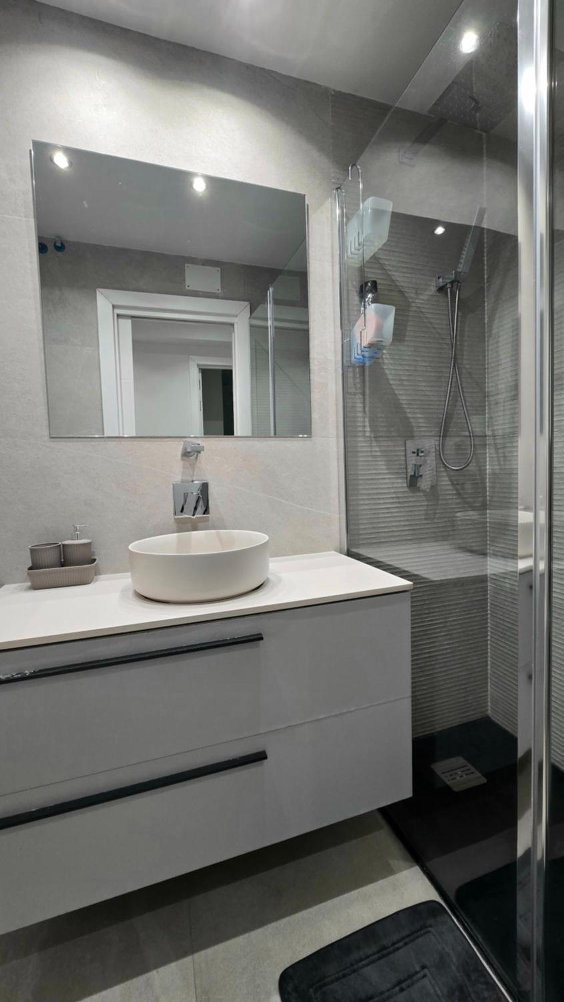 Easo Apartment *