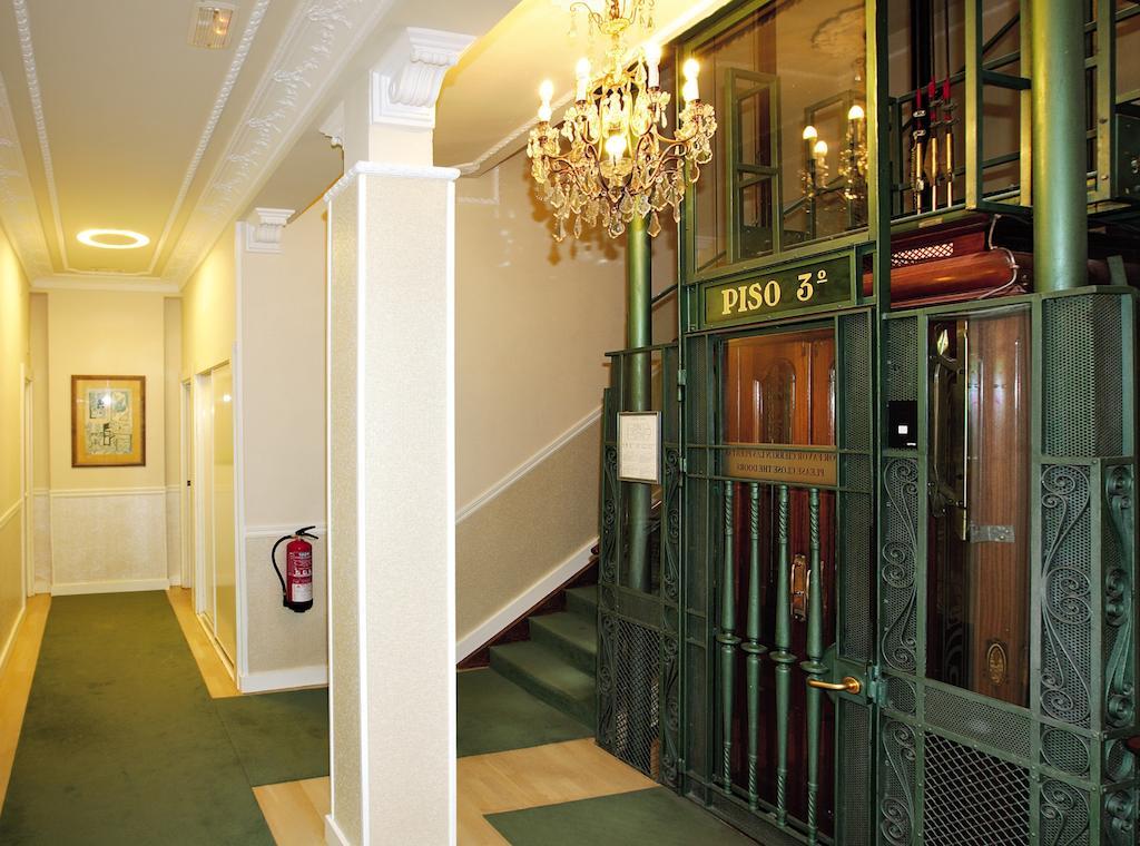 Hotel Niza 3*