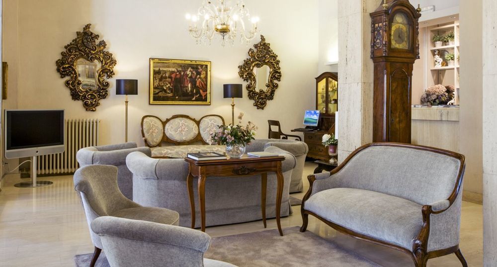 Hotel Niza 3*