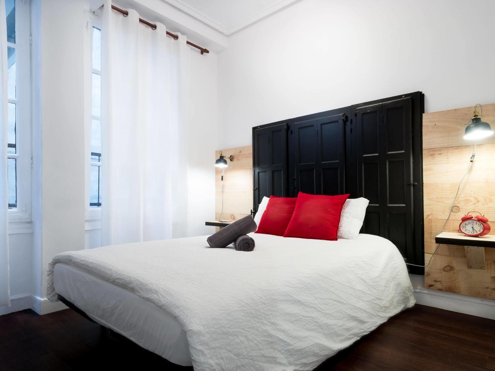 Off Beat - Self-check-in - Sleep Conscious 3* San Sebastian