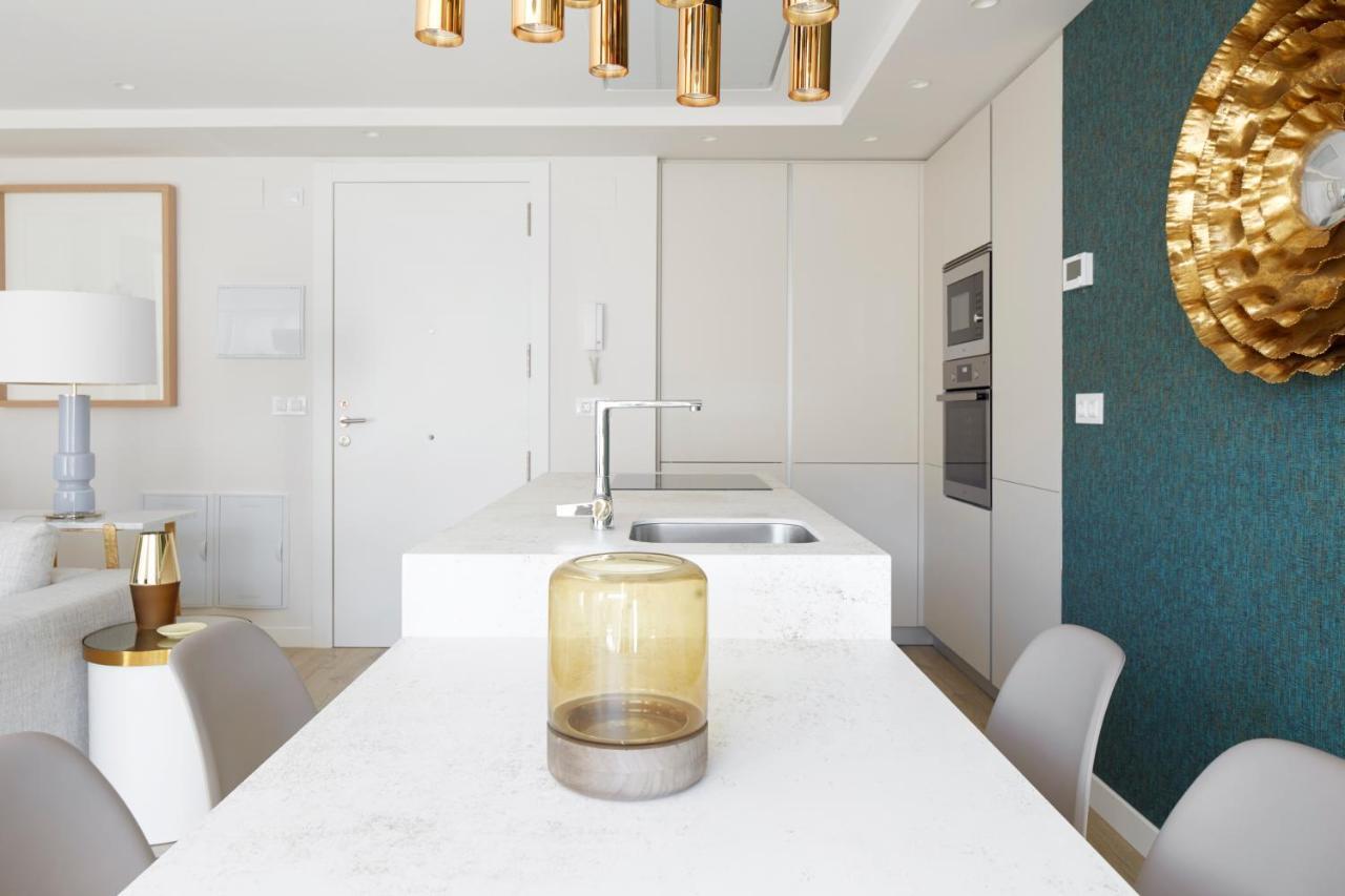 Apartment La Concha Attic By Feelfree